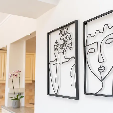 Marina فيلة Dhorizáta